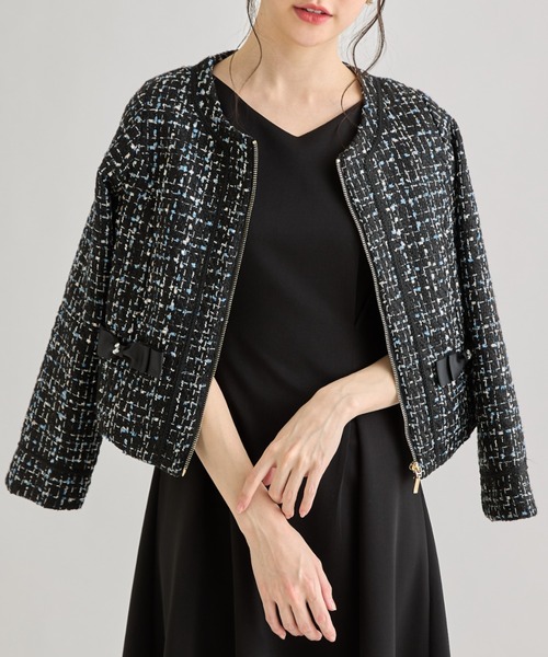 tocco closet（トッコ　クローゼット）の「パールビジュー装飾グログランりぼん付きノーカラーツイードジャケット（ノーカラージャケット・レディース・ブラック/オフホワイト・M）」の2枚目の写真