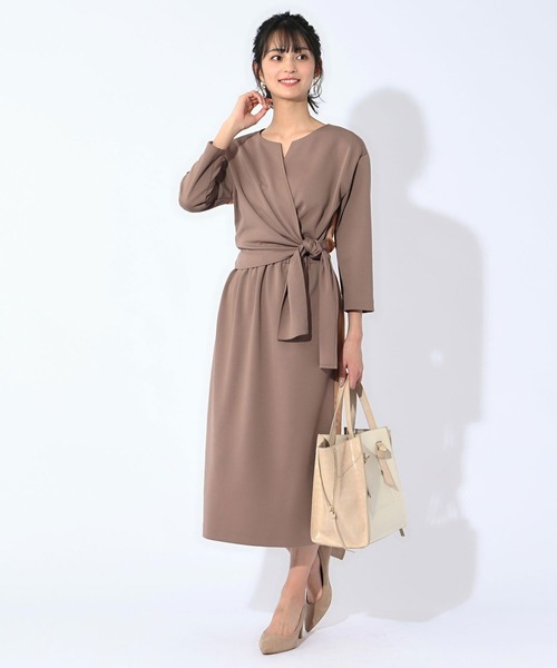 Un Dix Cors アンディコール の ストレッチポンチカシュクールワンピース 半端袖 ワンピース Wear