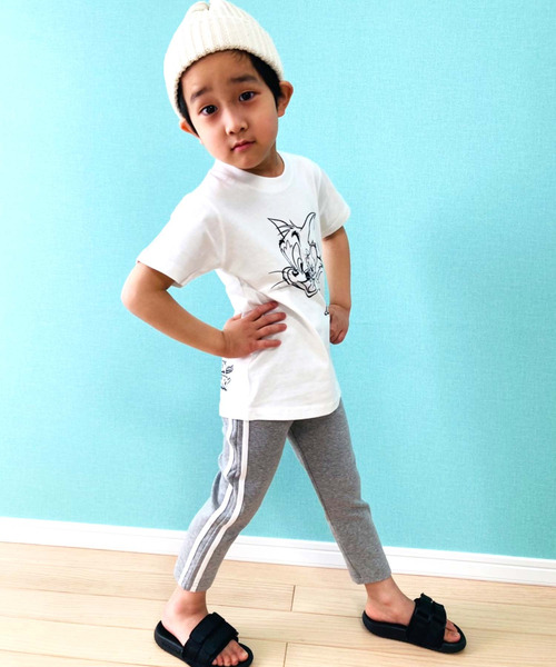 THE CASUAL（カジュアル）の「7分丈スキニーパンツ キッズ（その他パンツ・キッズ・ブルー/ピンク系その他/ブルー系その他2/杢グレー/ブラック系その他/ピンク/レッド系その他/ブラウン系その他/ブルー系その他/ベージュ/ブラウン/ベージュ系その他/グリーン系その他/カーキ/ブラック/ネイビー/グレー系その他2/レッド/ヘザーチャコール/グレー系その他・150cm/120cm/95cm/140cm/80ｃｍ/100cm/160cm/130cm/110cm/90cm）」の4枚目の写真