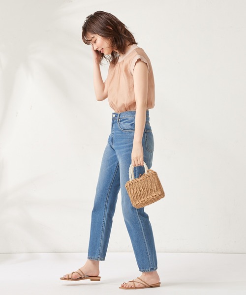 natural couture(ナチュラルクチュール)の「ほんのりシアーエアリープルオーバー(シャツ/ブラウス・レディース・ブラック/サックスブルー/オレンジ/アイボリー・FREE)」の10枚目の写真