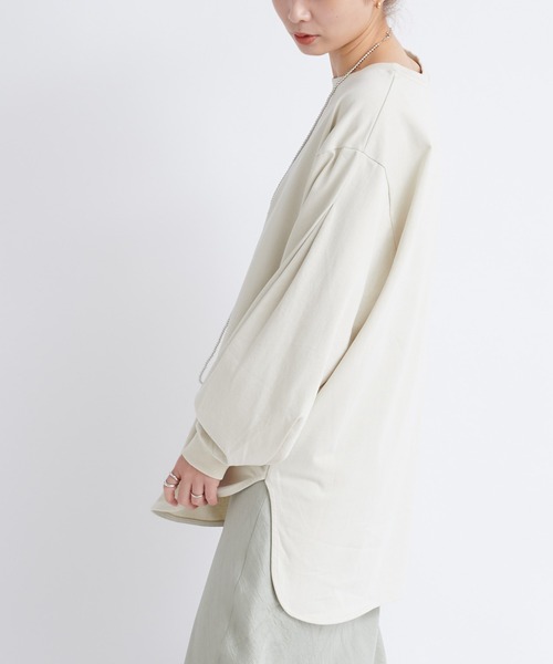 DouDou(ドゥドゥ)の「袖タックボリュームT(Tシャツ/カットソー・レディース・チャコールグレー/ブラウン/アイボリー・FREE)」の9枚目の写真