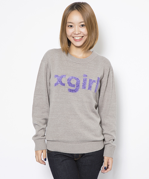 X-girl（エックスガール）の「ROUND LOGO KNIT TOP（ニット/セーター・レディース・ブラック/アッシュ/ネイビー・2/1）」の2枚目の写真