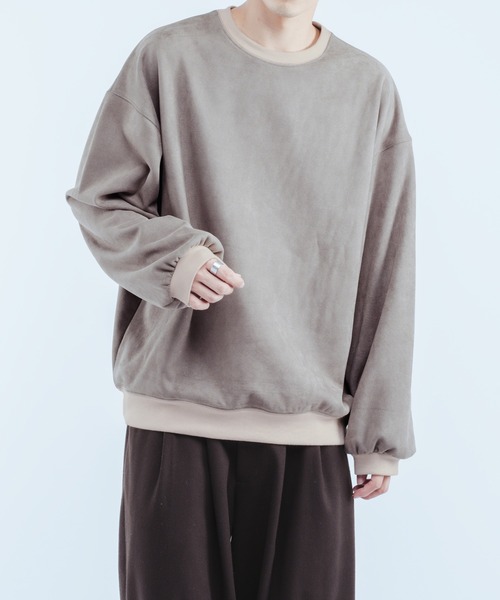 epnok（エプノック）の「スウェードフリーススウェット（スウェット・メンズ・グレイッシュベージュ/オレンジ・MEDIUM/LARGE）」の3枚目の写真