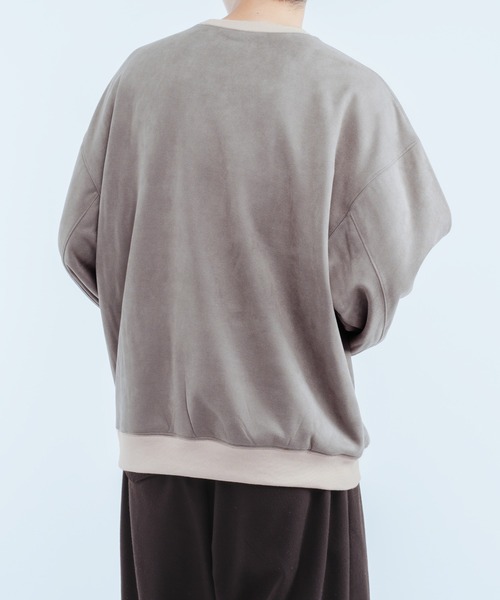 epnok（エプノック）の「スウェードフリーススウェット（スウェット・メンズ・グレイッシュベージュ/オレンジ・MEDIUM/LARGE）」の5枚目の写真