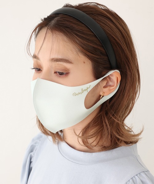 one after another NICE CLAUP（ワンアフターアナザーナイスクラップ）の「美白マスク【ゴールドロゴ】（その他小物・レディース・サックスブルー/ピンク/アイボリー/ベビーピンク/ミント・SMALL/MEDIUM）」の2枚目の写真