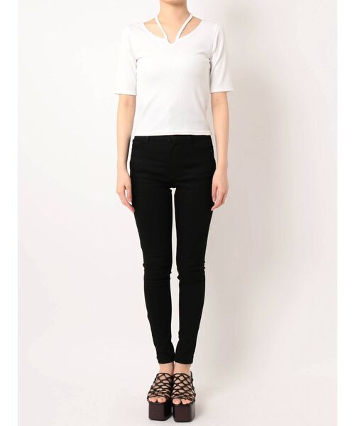 EMODA(エモダ)の「2WAYカッティングトップ(Tシャツ/カットソー・レディース・ホワイト/ブラック/ミント/ブラウン・FREE)」の6枚目の写真