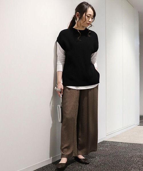 COMME CA ISM（コムサイズム）の「【カラバリ豊富】 ドロップショルダー ニットベスト（ベスト・レディース・ミント/サックスブルー/キャメル/イエロー×グリーン/ブラック/ホワイト/ダークブラウン/ベージュ・MEDIUM/LARGE）」の20枚目の写真