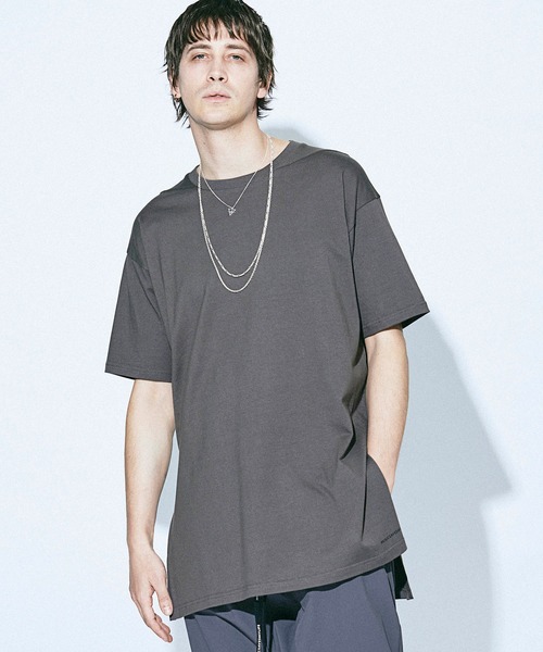 MSML(エムエスエムエル)の「SIDE SLIT SHORT SLEEVE TEE(Tシャツ/カットソー・メンズ・ブラック/チャコールグレー/ホワイト・S/L/M)」の3枚目の写真