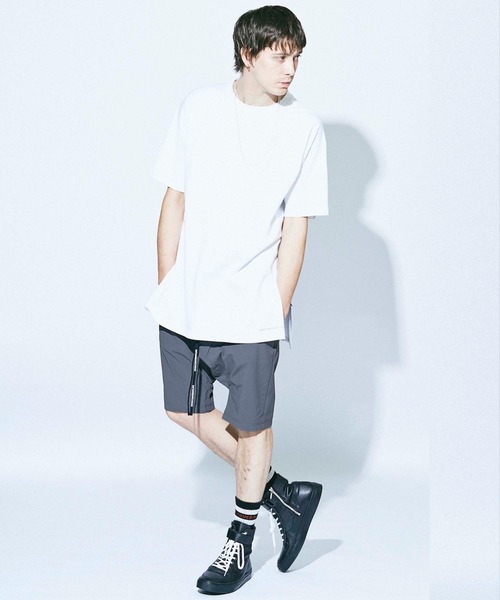 MSML(エムエスエムエル)の「SIDE SLIT SHORT SLEEVE TEE(Tシャツ/カットソー・メンズ・ブラック/チャコールグレー/ホワイト・S/L/M)」の15枚目の写真
