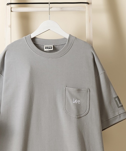 Lee(リー)の「【LEE/リー】オーバーサイズ ワンポケット ヘビーウェイト 半袖Tシャツ(Tシャツ/カットソー・メンズ・アッシュグレー/ベージュ/ホワイト/ブラック/サックスブルー・XL/L/M)」の5枚目の写真