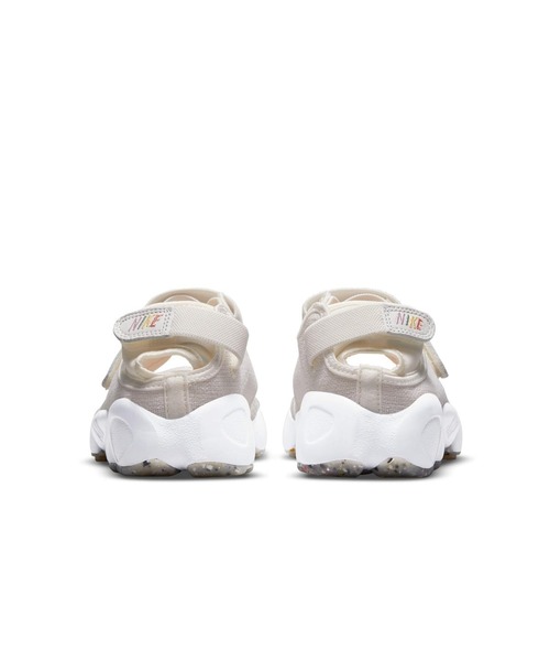 NIKE（ナイキ）の「WMNS NIKE AIR RIFT　DJ4639-121（サンダル・レディース・オフホワイト・23.0cm/24.0cm/25.0cm/26.0cm/27.0cm/22.0cm/28.0cm）」の8枚目の写真
