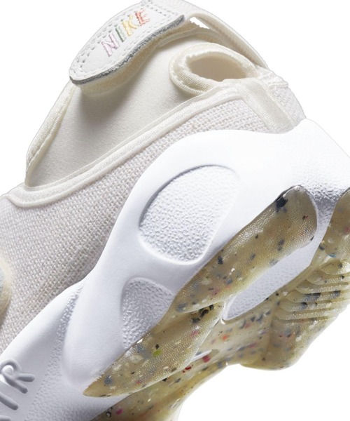 NIKE（ナイキ）の「WMNS NIKE AIR RIFT　DJ4639-121（サンダル・レディース・オフホワイト・23.0cm/24.0cm/25.0cm/26.0cm/27.0cm/22.0cm/28.0cm）」の12枚目の写真