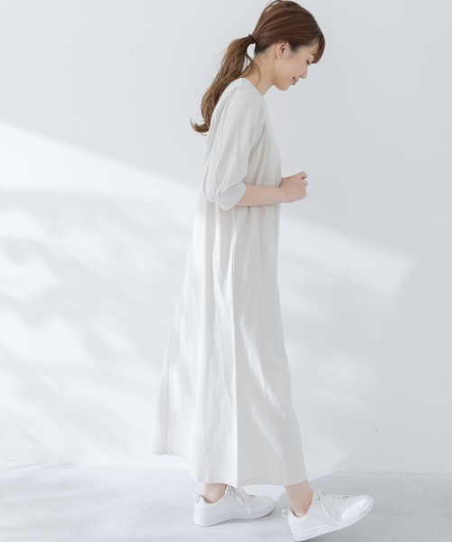 URBAN RESEARCH Sonny Label（アーバンリサーチサニーレーベル）の「ギャザースリーブカットワンピース（ワンピース・レディース・モカ/グレー系その他/ブラック・FREE）」の20枚目の写真