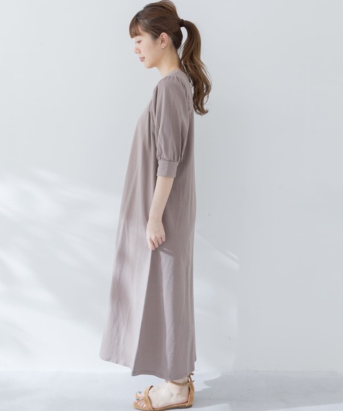 URBAN RESEARCH Sonny Label（アーバンリサーチサニーレーベル）の「ギャザースリーブカットワンピース（ワンピース・レディース・モカ/グレー系その他/ブラック・FREE）」の8枚目の写真