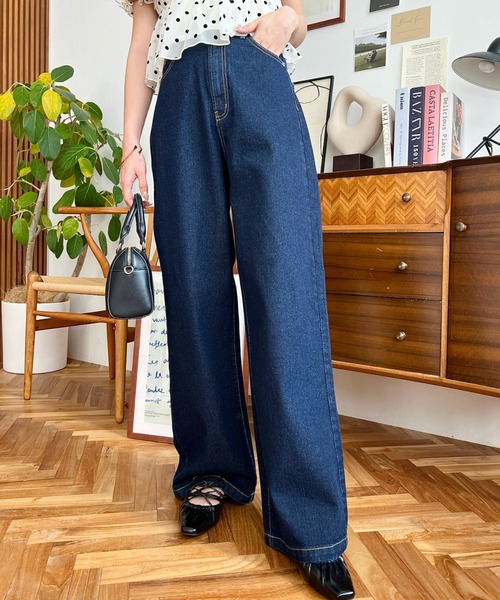 moment+(モーメントプラス)の「【累計販売枚数2万枚突破!】デニム&ツイルハイウェストストレートパンツ(デニムパンツ・レディース・ブラック/ブラウン/オフホワイト/カーキ/サックスブルー/インディゴブルー/ブルー/アイボリー/グレイッシュベージュ/ブラック系その他・S/M/L)」の16枚目の写真