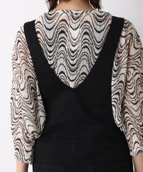 JEANASIS（ジーナシス）の「フレアデニムオーバーオール/950421（サロペット/オーバーオール・レディース・ホワイト/ブラック・SMALL/MEDIUM）」の11枚目の写真