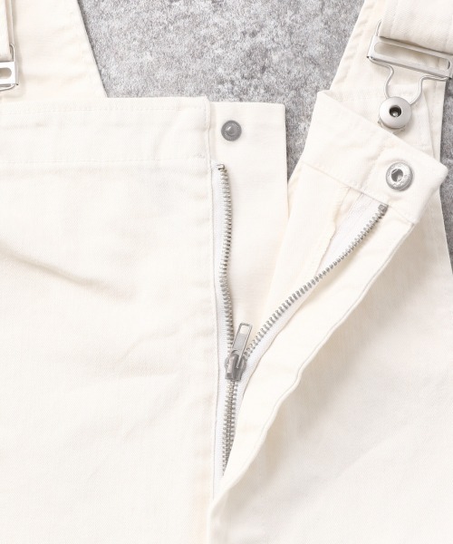 JEANASIS（ジーナシス）の「フレアデニムオーバーオール/950421（サロペット/オーバーオール・レディース・ホワイト/ブラック・SMALL/MEDIUM）」の14枚目の写真