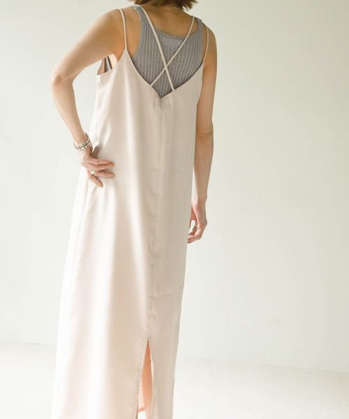 muure（ミュール）の「シンプルキャミワンピース（ワンピース・レディース・ブラック/ベージュ/グリーン・FREE）」の2枚目の写真