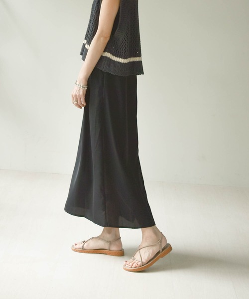 muure（ミュール）の「シンプルキャミワンピース（ワンピース・レディース・ブラック/ベージュ/グリーン・FREE）」の17枚目の写真