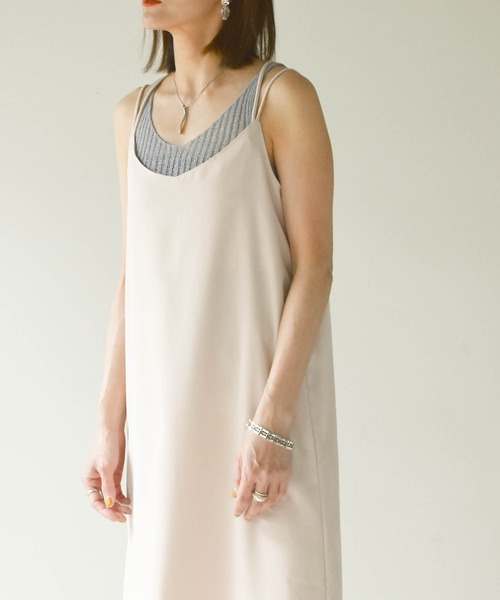 muure（ミュール）の「シンプルキャミワンピース（ワンピース・レディース・ブラック/ベージュ/グリーン・FREE）」の22枚目の写真