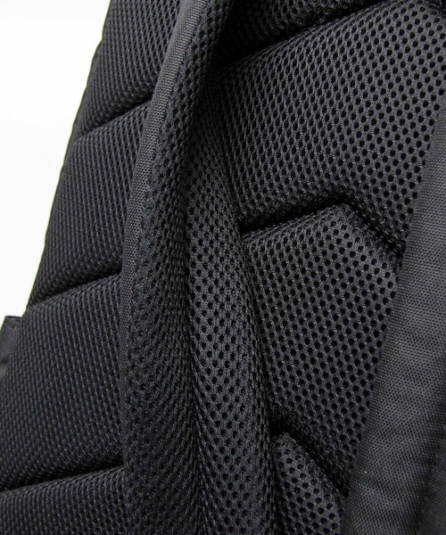 YAKPAK（ヤックパック）の「YAKPAK / ヤックパック / スクエアシルエット スタンダード バックパック / STANDARD DAYPACK / 抗菌ポケット付（バックパック/リュック・メンズ・ブラック・FREE）」の10枚目の写真