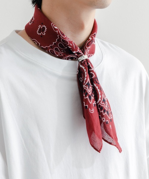 epnok（エプノック）の「リング付きスカーフ（バンダナ/スカーフ・メンズ・ネイビー/ブラック/オレンジ/ワインレッド/グリーン/ブルー・FREE）」の5枚目の写真