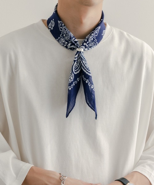 epnok（エプノック）の「リング付きスカーフ（バンダナ/スカーフ・メンズ・ネイビー/ブラック/オレンジ/ワインレッド/グリーン/ブルー・FREE）」の7枚目の写真