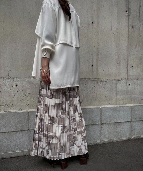 &g'aime（アンジェム）の「【&g'aime】アート柄プリーツスカート（スカート・レディース・ブラック/グレー/キャメル・FREE）」の11枚目の写真