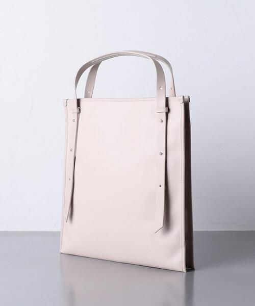 UNITED ARROWS(ユナイテッドアローズ)の「<UNITED ARROWS>フラット スクエア トートバッグ(トートバッグ・レディース・ブラック/ベージュ・FREE)」の4枚目の写真