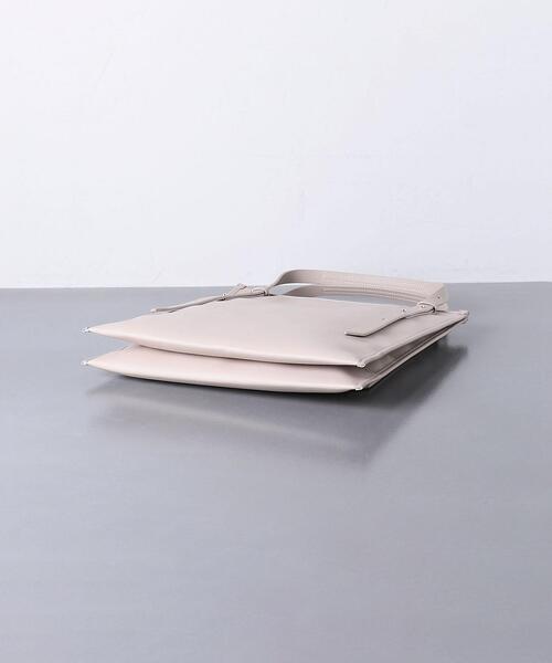 UNITED ARROWS(ユナイテッドアローズ)の「<UNITED ARROWS>フラット スクエア トートバッグ(トートバッグ・レディース・ブラック/ベージュ・FREE)」の11枚目の写真