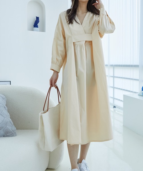ベルトデザインvネックボリュームワンピース ワンピース Solleim ソルレム のファッション通販 Zozotown