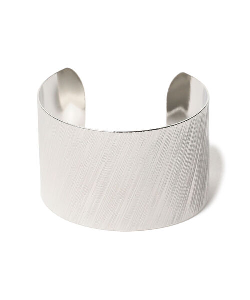 B:MING by BEAMS(ビーミングバイビームス)の「B:MING by BEAMS / ワイド メタル バングル(バングル/リストバンド・レディース・シルバー/ゴールド・ONE SIZE)」の1枚目の写真