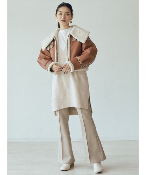 MURUA(ムルーア)の「バックスリットスウェードパンツ(スラックス・レディース・ブラック/グレー/アイボリー/その他1・FREE)」の6枚目の写真