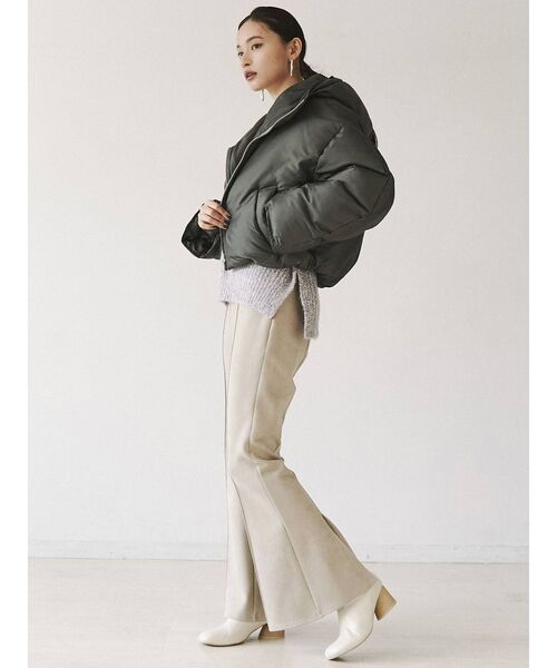 MURUA(ムルーア)の「バックスリットスウェードパンツ(スラックス・レディース・ブラック/グレー/アイボリー/その他1・FREE)」の9枚目の写真