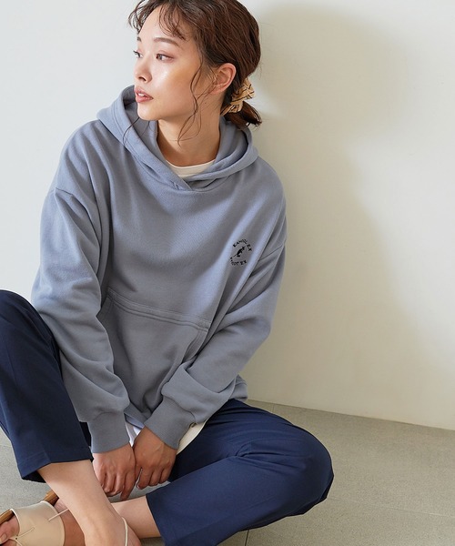 KANGOL EXTRA COMFORT(カンゴールエクストラコンフォート)の「【KANGOL EXTRA COMFORT(カンゴール エクストラ コンフォート)】《WEB限定》ロゴ刺繍 サイドスリット ビックシルエット パーカー(パーカー・レディース・グレー/ブラック/オフホワイト/ブルーグレー/パープル/アイボリー・M/L/LL)」の14枚目の写真