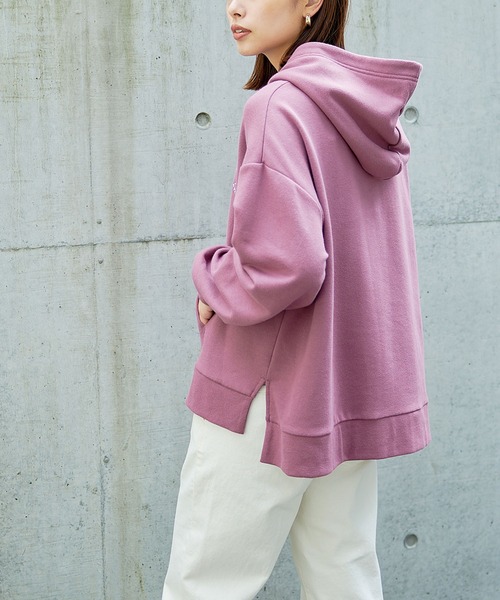 KANGOL EXTRA COMFORT(カンゴールエクストラコンフォート)の「【KANGOL EXTRA COMFORT(カンゴール エクストラ コンフォート)】《WEB限定》ロゴ刺繍 サイドスリット ビックシルエット パーカー(パーカー・レディース・グレー/ブラック/オフホワイト/ブルーグレー/パープル/アイボリー・M/L/LL)」の18枚目の写真