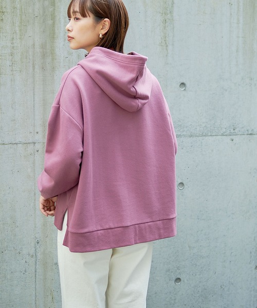 KANGOL EXTRA COMFORT(カンゴールエクストラコンフォート)の「【KANGOL EXTRA COMFORT(カンゴール エクストラ コンフォート)】《WEB限定》ロゴ刺繍 サイドスリット ビックシルエット パーカー(パーカー・レディース・グレー/ブラック/オフホワイト/ブルーグレー/パープル/アイボリー・M/L/LL)」の19枚目の写真