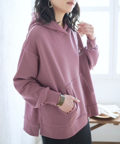 KANGOL EXTRA COMFORT(カンゴールエクストラコンフォート)の「【KANGOL EXTRA COMFORT(カンゴール エクストラ コンフォート)】《WEB限定》ロゴ刺繍 サイドスリット ビックシルエット パーカー(パーカー・レディース・グレー/ブラック/オフホワイト/ブルーグレー/パープル/アイボリー・M/L/LL)」の21枚目の写真