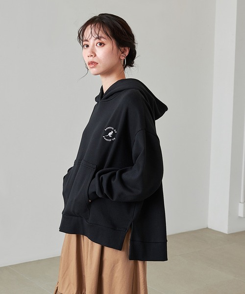 KANGOL EXTRA COMFORT(カンゴールエクストラコンフォート)の「【KANGOL EXTRA COMFORT(カンゴール エクストラ コンフォート)】《WEB限定》ロゴ刺繍 サイドスリット ビックシルエット パーカー(パーカー・レディース・グレー/ブラック/オフホワイト/ブルーグレー/パープル/アイボリー・M/L/LL)」の10枚目の写真