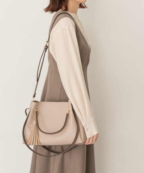 RODE SKO(ロデスコ)の「ワイド4WAYトートバッグ(トートバッグ・レディース・ブラック/グレー系その他/アイボリー/ベージュ/パープル系その他/キャメル/グレー・ONE)」の8枚目の写真