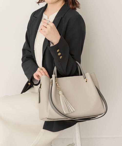 RODE SKO(ロデスコ)の「ワイド4WAYトートバッグ(トートバッグ・レディース・ブラック/グレー系その他/アイボリー/ベージュ/パープル系その他/キャメル/グレー・ONE)」の13枚目の写真