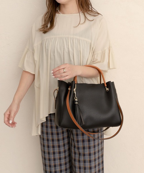 RODE SKO(ロデスコ)の「ワイド4WAYトートバッグ(トートバッグ・レディース・ブラック/グレー系その他/アイボリー/ベージュ/パープル系その他/キャメル/グレー・ONE)」の18枚目の写真