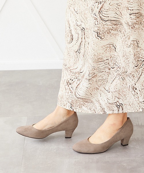 JELLY BEANS(ジェリービーンズ)の「プレーンパンプス<ふわさら><痛くない><疲れない>(204-42725)JELLY BEANS(ジェリービーンズ)(パンプス・レディース・グレイッシュベージュ/ブラック/ラベンダー/ライトグレー/ブラック系その他/ライトピンク/ブラック系1/グレー系1/パープル/ベージュ系その他・23.5/23/24.5/24/22.5/22/21.5/25.5/25)」の12枚目の写真