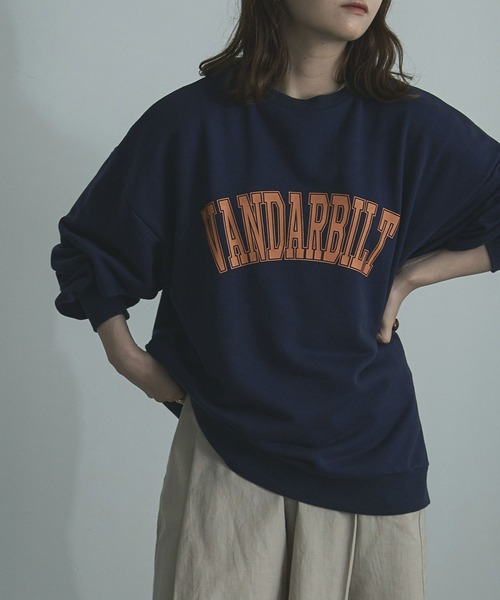 etoll.（エトル）の「裏毛カレッジロゴスウェット mtm（スウェット・レディース・ネイビー/オフホワイト/オートミール・FREE）」の5枚目の写真