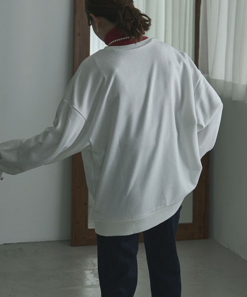 etoll.（エトル）の「裏毛カレッジロゴスウェット mtm（スウェット・レディース・ネイビー/オフホワイト/オートミール・FREE）」の6枚目の写真