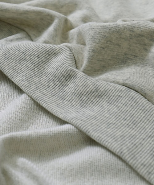 etoll.（エトル）の「裏毛カレッジロゴスウェット mtm（スウェット・レディース・ネイビー/オフホワイト/オートミール・FREE）」の18枚目の写真