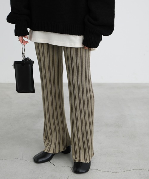select MOCA(セレクトモカ)の「2021 AW マルチピッチストライプニットパンツ(その他パンツ・レディース・ブラック/ライトベージュ・FREE)」の2枚目の写真