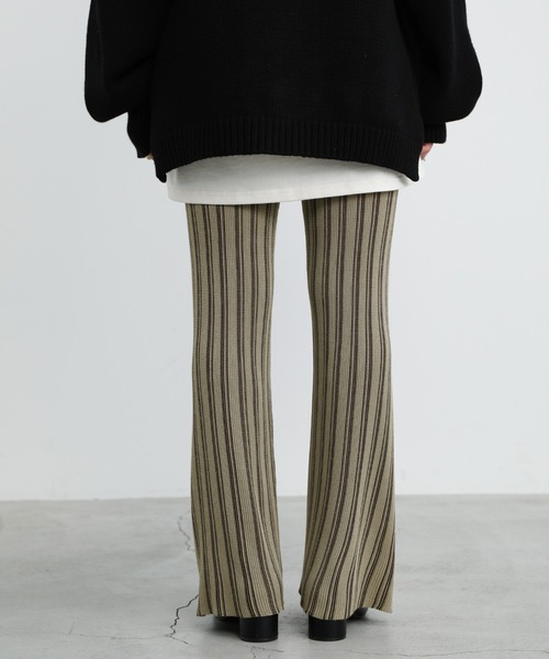 select MOCA(セレクトモカ)の「2021 AW マルチピッチストライプニットパンツ(その他パンツ・レディース・ブラック/ライトベージュ・FREE)」の5枚目の写真