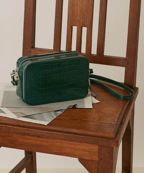 COLONY 2139（コロニートゥーワンスリーナイン）の「リサイクルレザータッチ お財布ショルダーバッグ（ショルダーバッグ・レディース・ブラック/ベージュ/ブラウン/グリーン・FREE）」の4枚目の写真