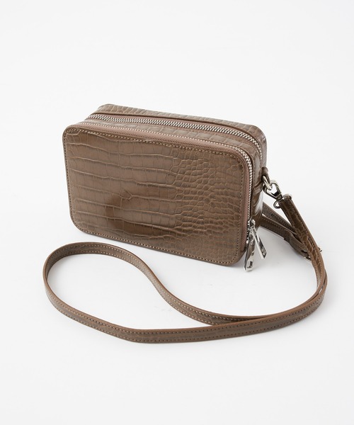 COLONY 2139（コロニートゥーワンスリーナイン）の「リサイクルレザータッチ お財布ショルダーバッグ（ショルダーバッグ・レディース・ブラック/ベージュ/ブラウン/グリーン・FREE）」の5枚目の写真